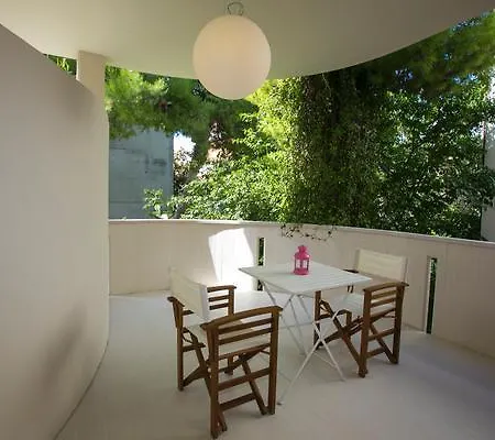 לינה וארוחת בוקר A Casa Di Lolu 4*